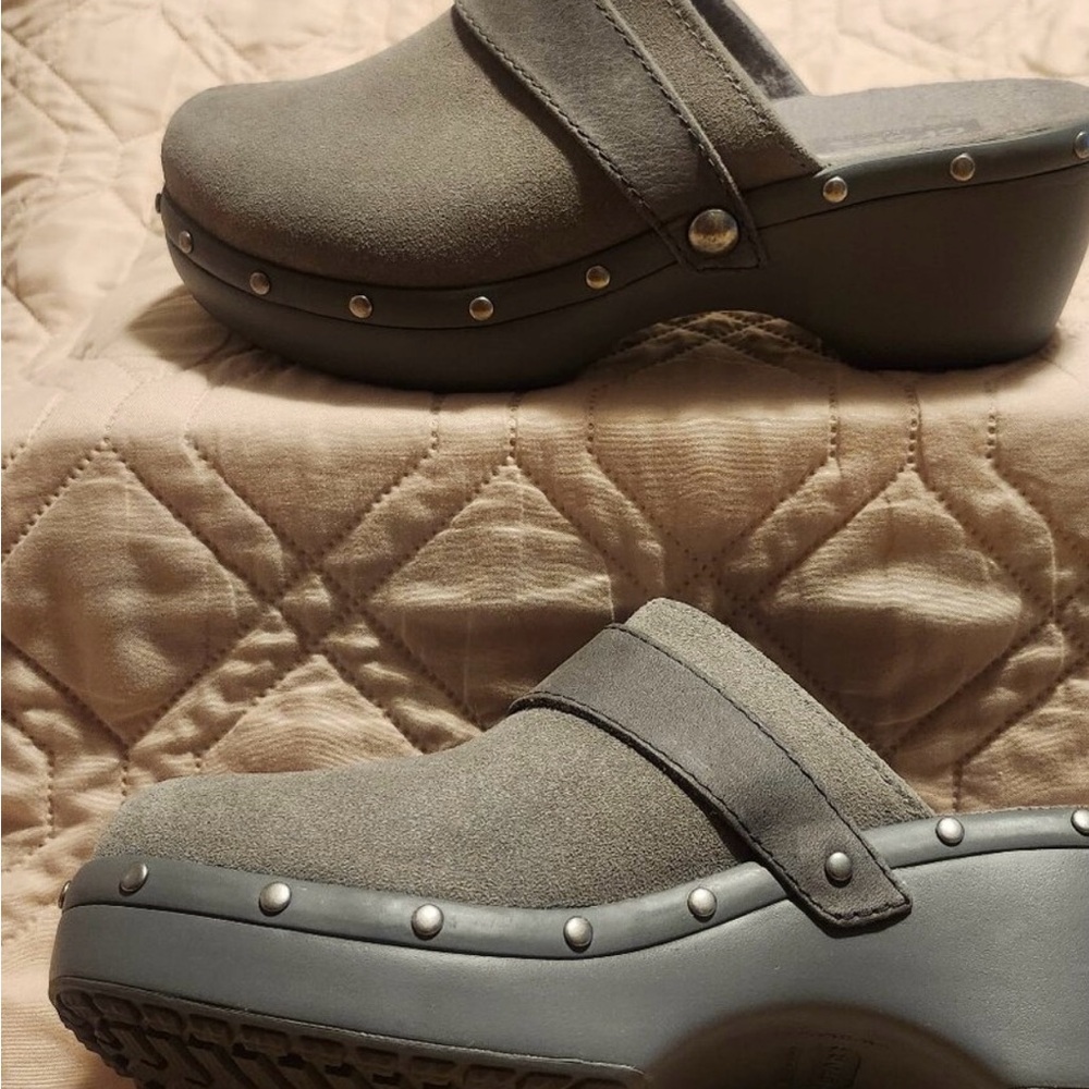 CROCS Men's Gray Suede Slip-Ons